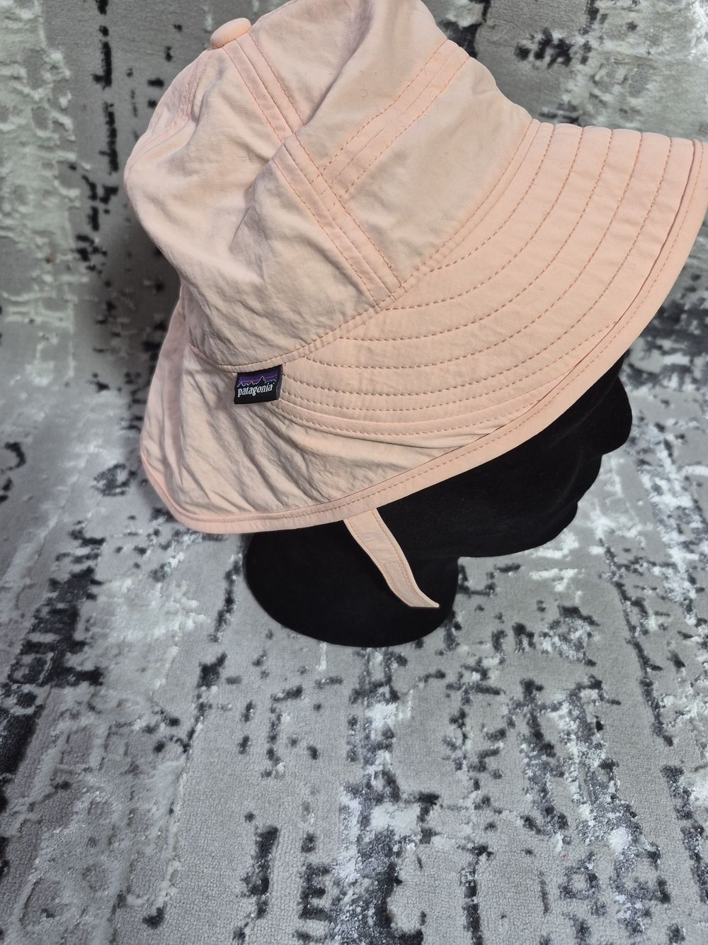 Baby Block-the-Sun Hat - Sunlit Pink by Patagonia

3-6m New